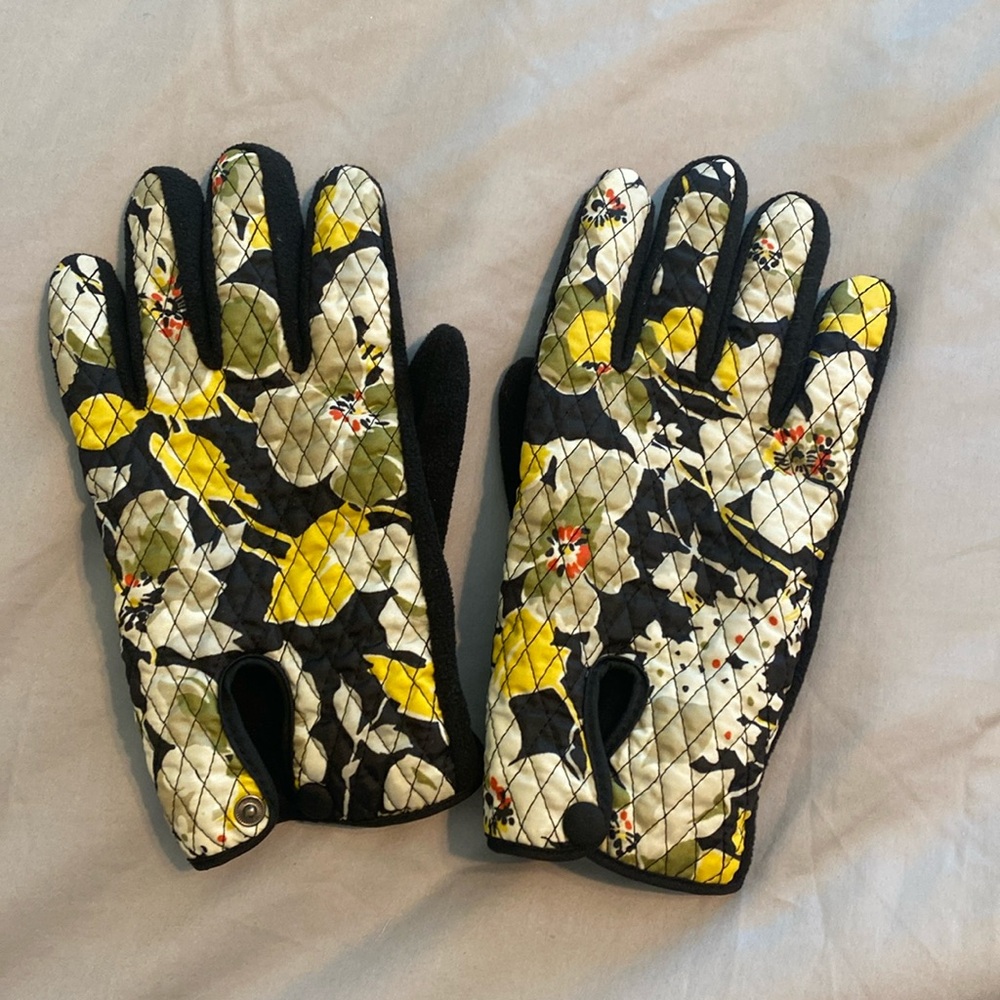 Vera Bradley gloves size medium large